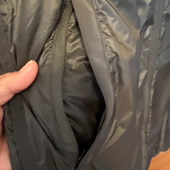 Athleta Summit Primaloft Shell Coat size Small - Picture 3 of 7